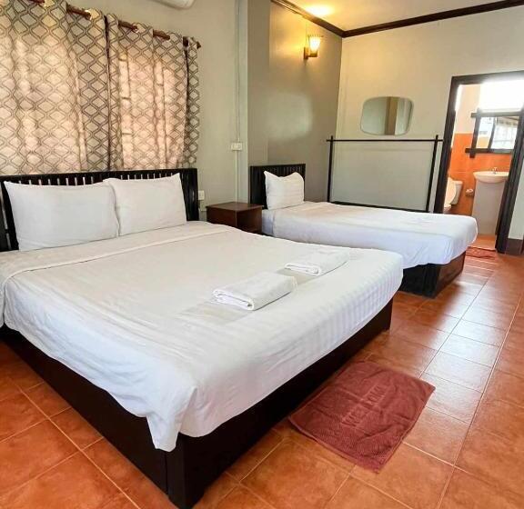 Quarto Triplo Estandar, Nice View Guesthouse