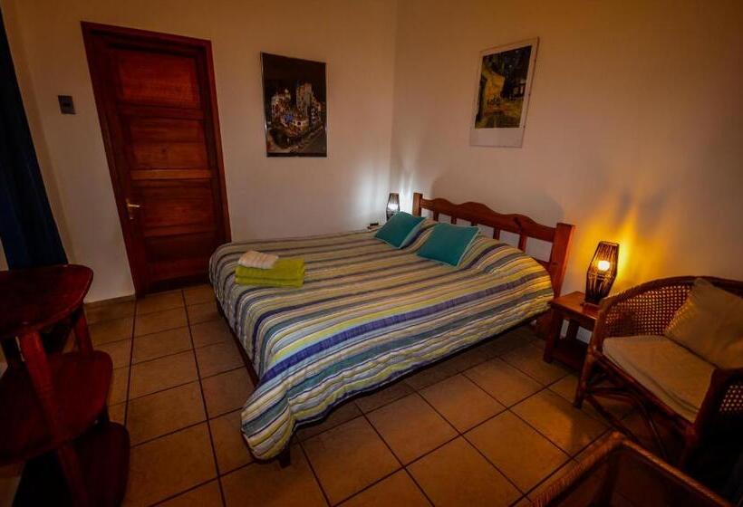 Standart Oda, Hostal El Punto