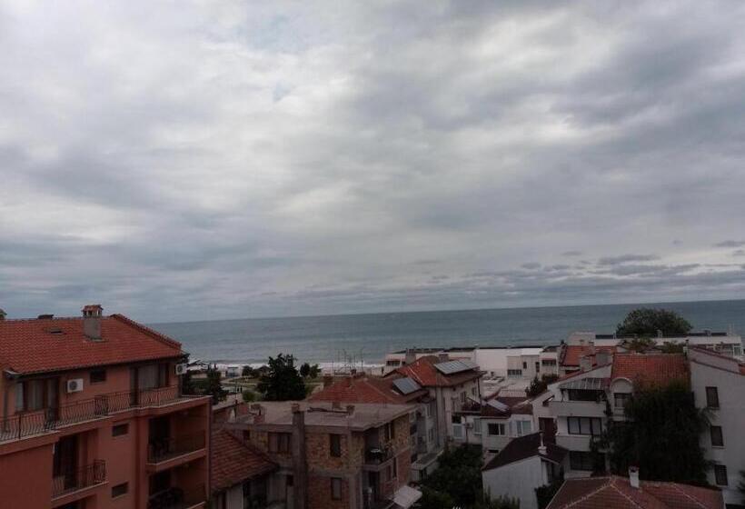 Quarto Estandar, Zlatevi Guest House