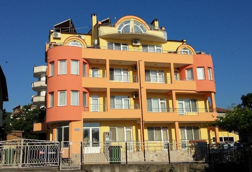 带海景的标准工作室, Zlatevi Guest House