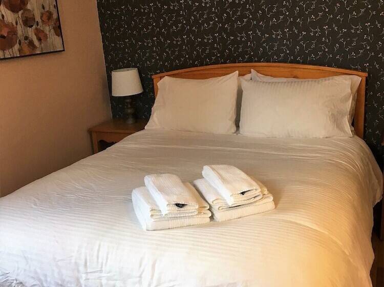 Номер Стандарт, Auberge Closjoli