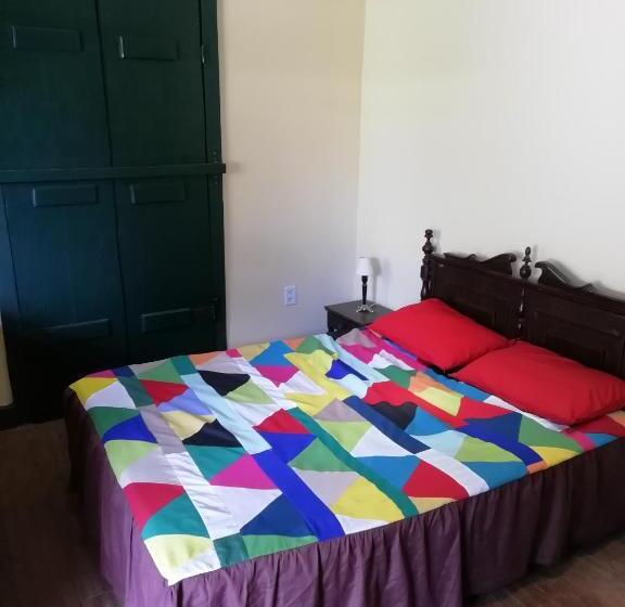 اتاق استاندارد, Casa Frankie