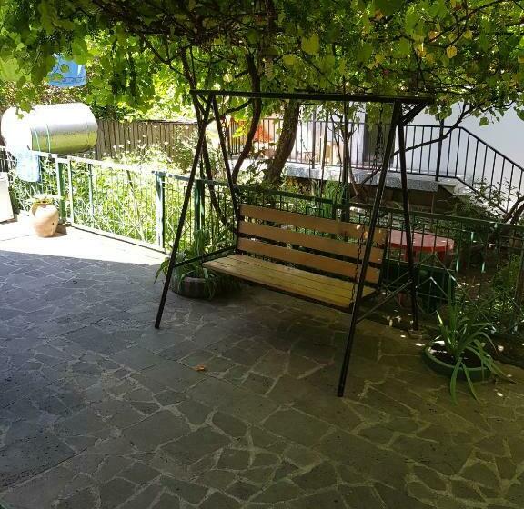 اتاق استاندارد چهار تخته, Zeiko S Guesthouse