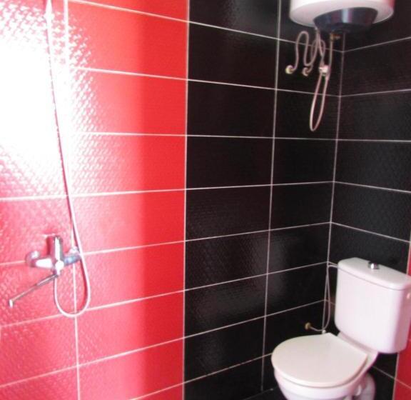 اتاق استاندارد, Joni Guest House