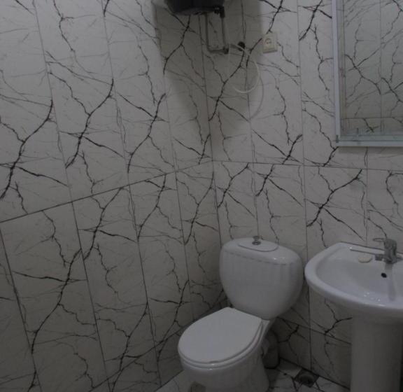 اتاق اکونومی, Joni Guest House