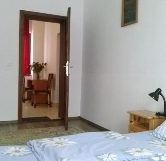 Quarto Triplo Superior, La Principessa