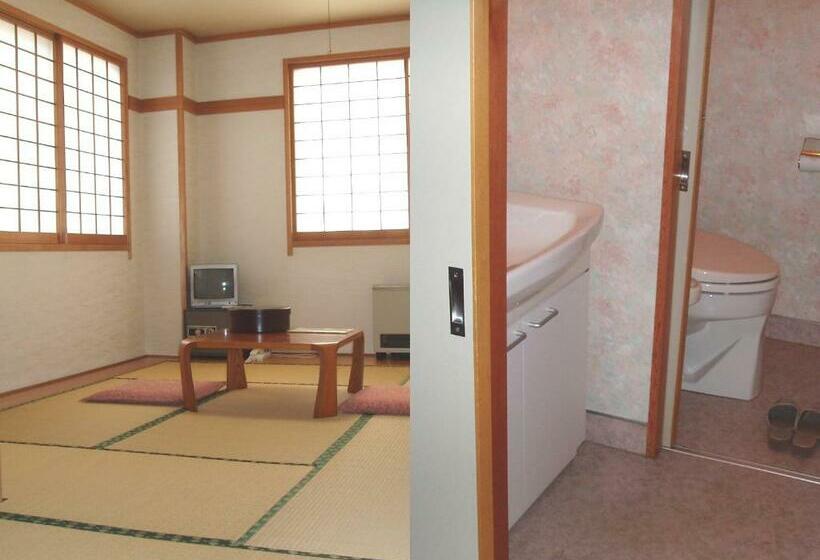 Номер Стандарт Совместная Ванная, Shinazawa