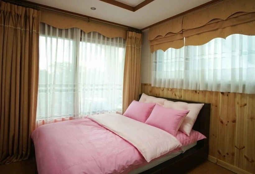 اتاق استاندارد, Olleh House