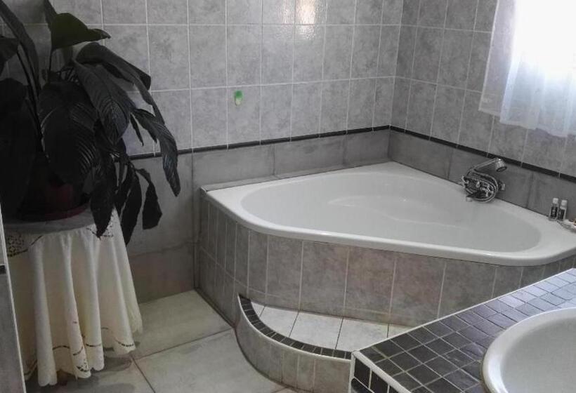 اتاق استاندارد, Ezulwini Guest House
