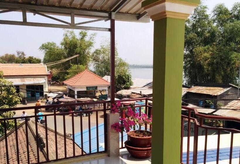 اتاق استاندارد اینتریور, Phalla Riverside