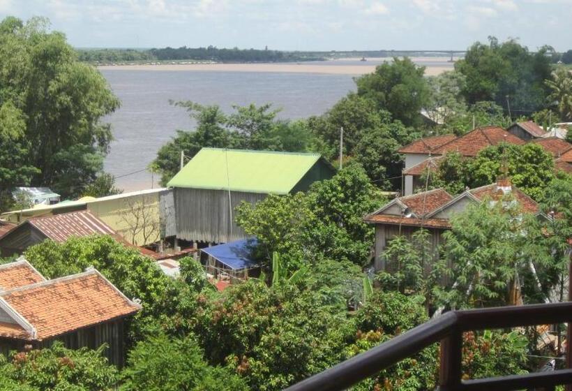 اتاق سوپریور, Phalla Riverside