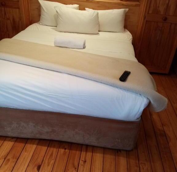 Quarto Deluxe, Tudor Lodge Guest House