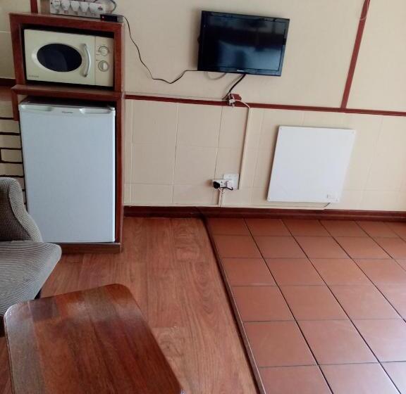 Quarto Estandar, Tudor Lodge Guest House