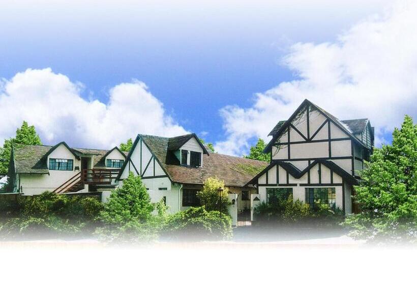 Quarto Economy, Tudor Lodge Guest House