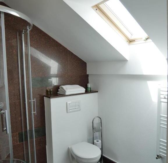 اتاق سوپریور با بالکن, Sibiu City Center Apartments