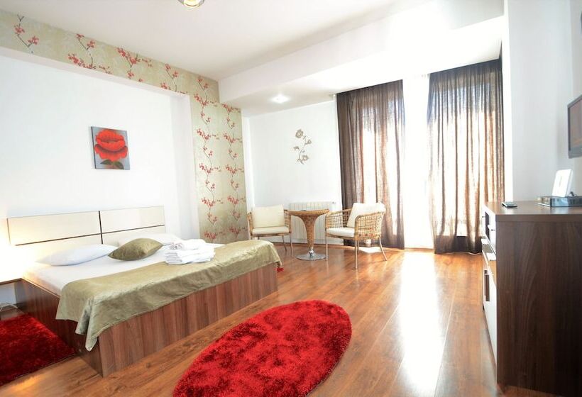استودیو ساده, Mosilor Apartments