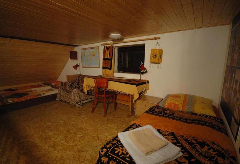 Svit, Guest House Sherpa