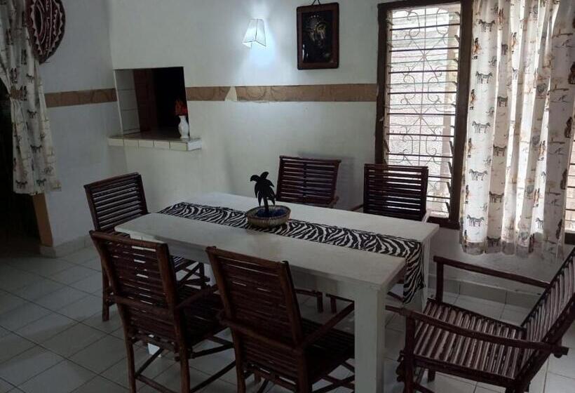 اتاق استاندارد, Fred Hunter Villa