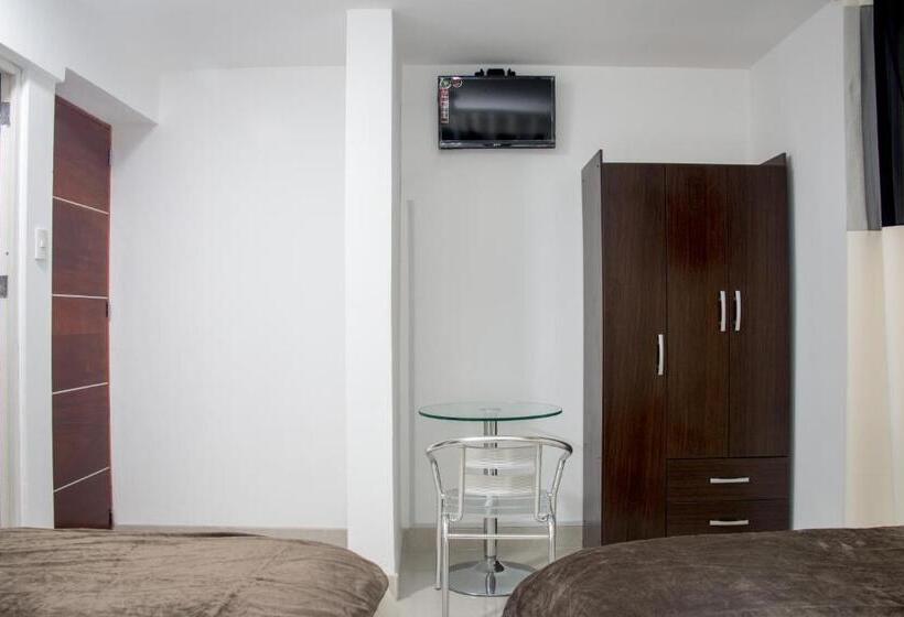 اتاق استاندارد, Hostal Santa Rosa