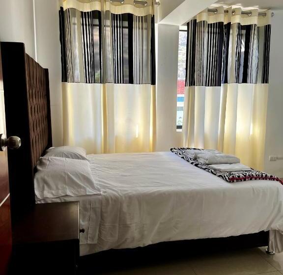 اتاق استاندارد, Hostal Santa Rosa