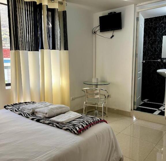 اتاق استاندارد, Hostal Santa Rosa