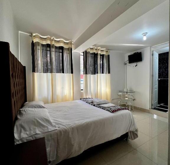 اتاق استاندارد, Hostal Santa Rosa