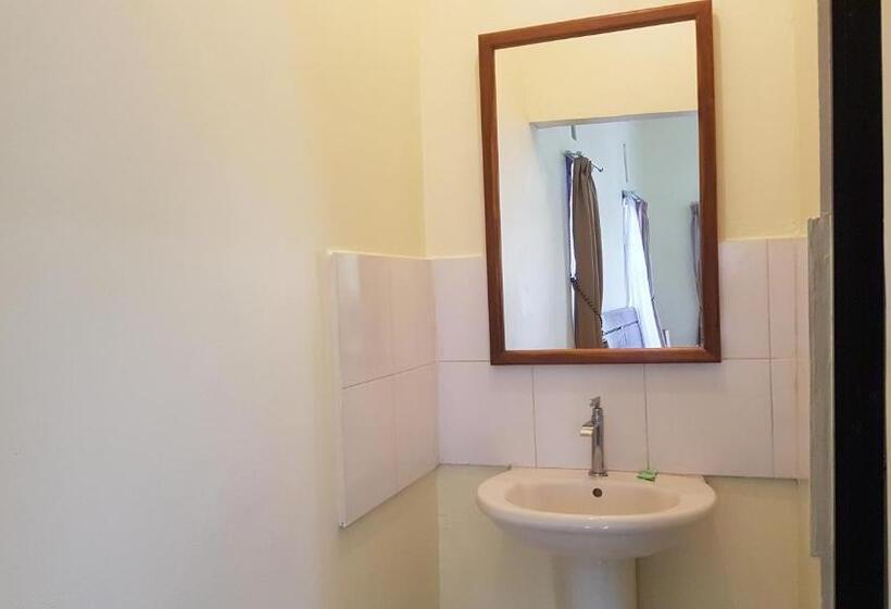 اتاق استاندارد اینتریور, Tregge Surf Camp Uluwatu