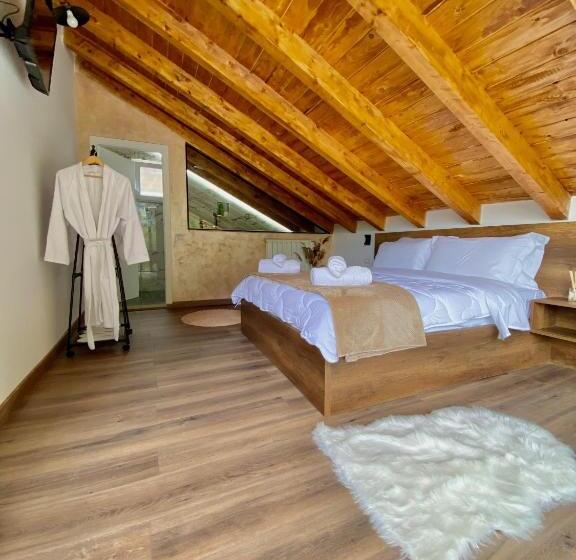 اتاق لوکس با بالکن, Guesthouse Marashi