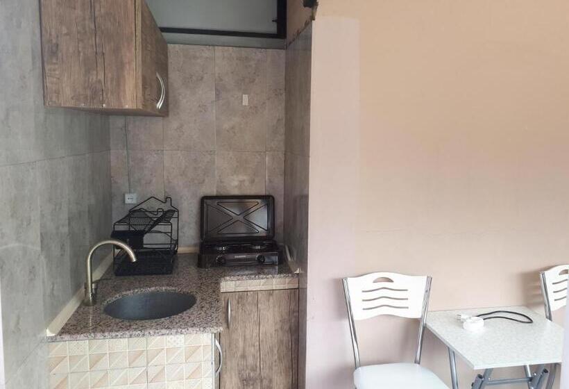اتاق اکونومی, Guest House Roman/gonio