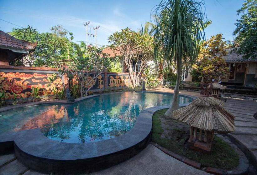 Номер Стандарт, Hobbit S House Homestay