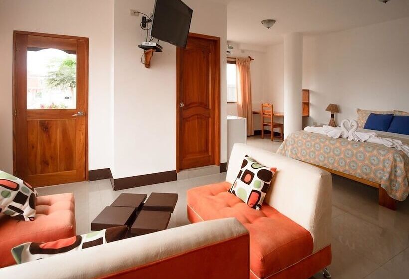 Номер Стандарт с Балконом, Hostal Tongo Reef
