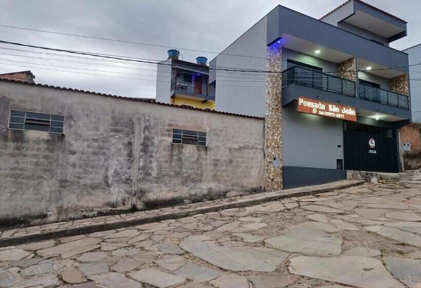 سوییت لوکس, Pousada São João