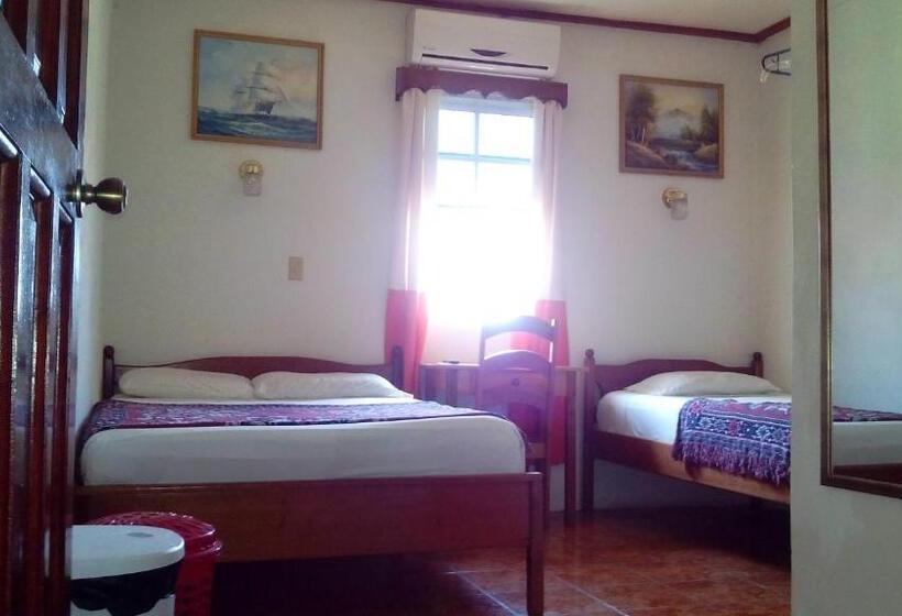 اتاق استاندارد, Don Santiago Guesthouse Downtown