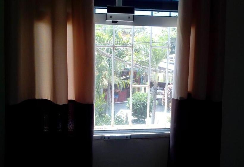 اتاق استاندارد, Don Santiago Guesthouse Downtown