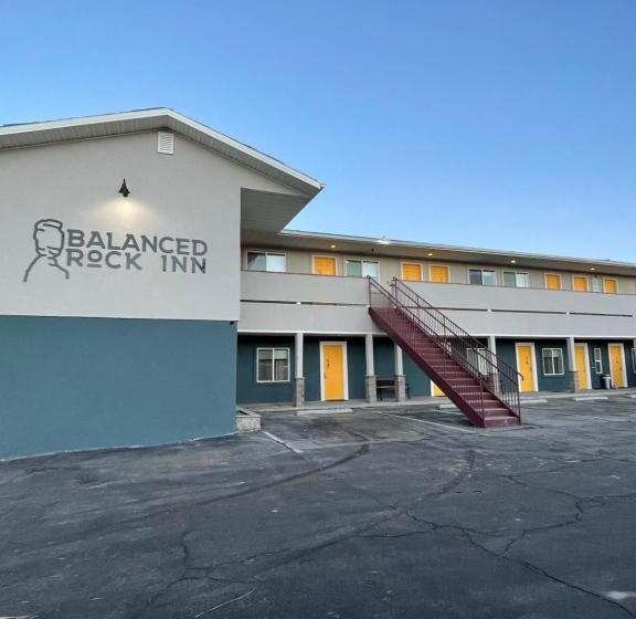 Номер Стандарт, Balanced Rock Inn