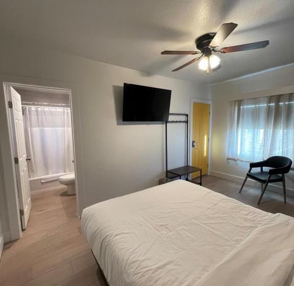 Quarto Estandar, Balanced Rock Inn