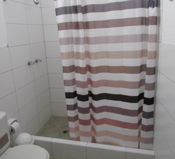 اتاق سوپریور سه تخته, Huanchaco Hostal