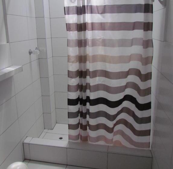 سوییت خانوادگی, Huanchaco Hostal