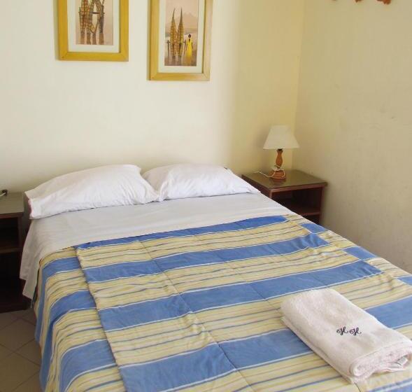 اتاق استاندارد, Huanchaco Hostal