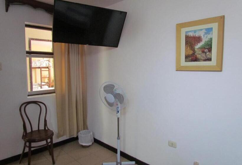 اتاق استاندارد, Huanchaco Hostal