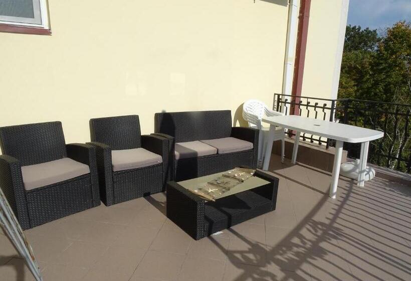 带2个卧室的高级公寓, Club Topaz Apartments