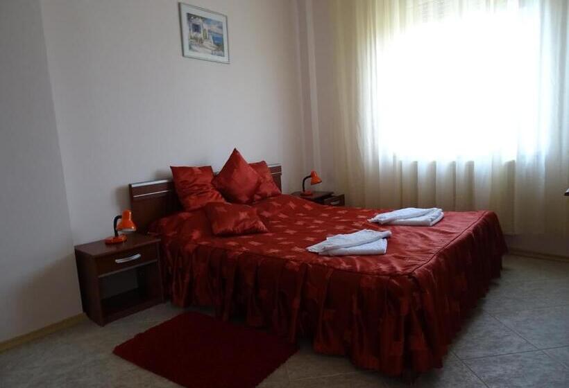 带2个卧室的高级公寓, Club Topaz Apartments