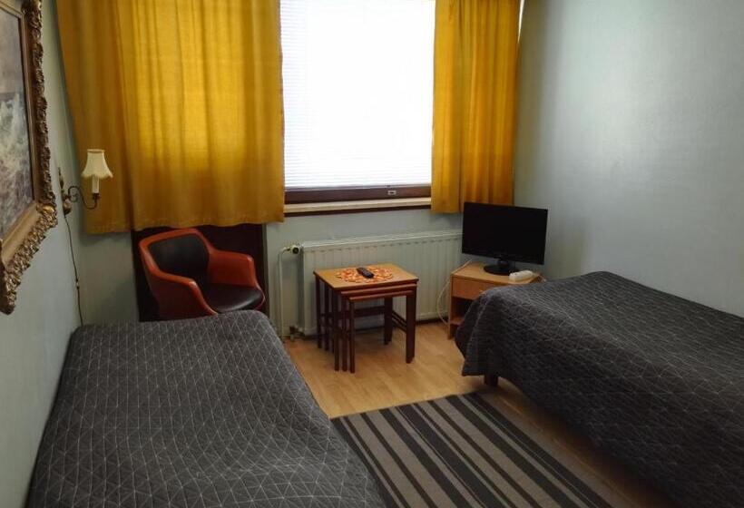 Номер Стандарт Совместная Ванная, Guesthouse Outa
