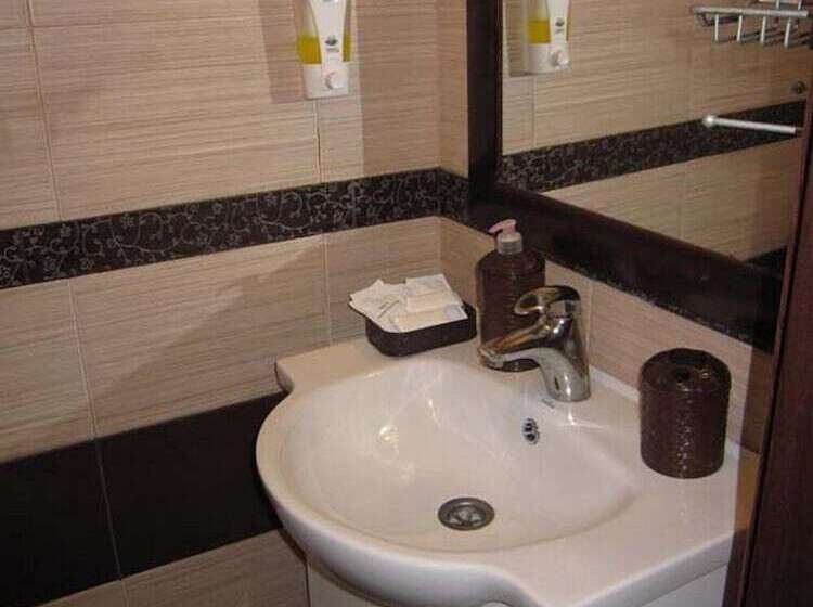 Апартаменты 1 Спальня с Террасой, Mini Hotel Glove House