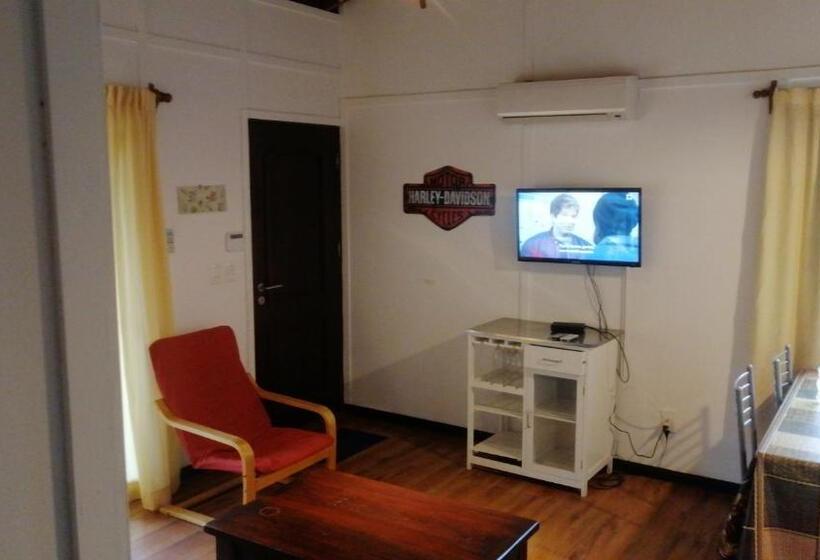 بانگلوی استاندارد 2 خوابه, Cabañas Del Este