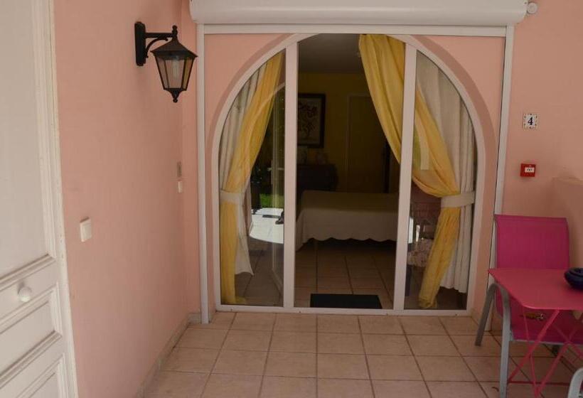 חדר סופריור, Villa Des Anges