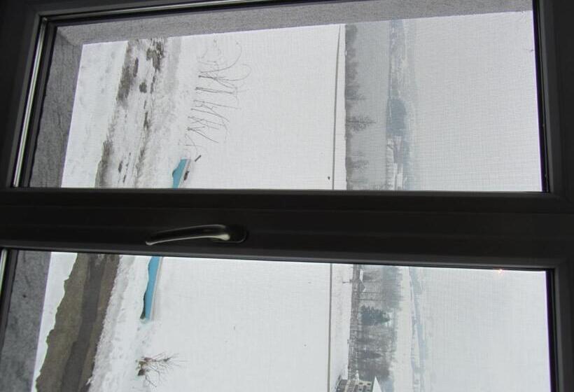 1 Bedroom Apartment Lake View, Bauernhof Schink