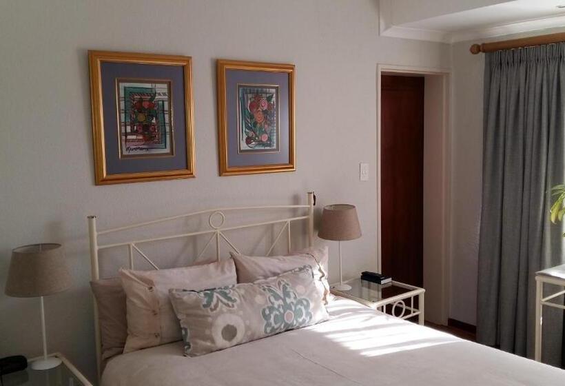 اتاق استاندارد, Old Oak Guest House