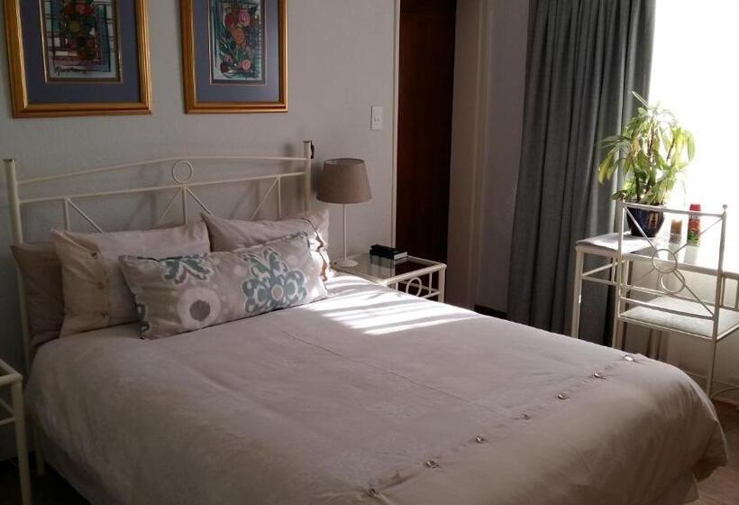 اتاق استاندارد, Old Oak Guest House