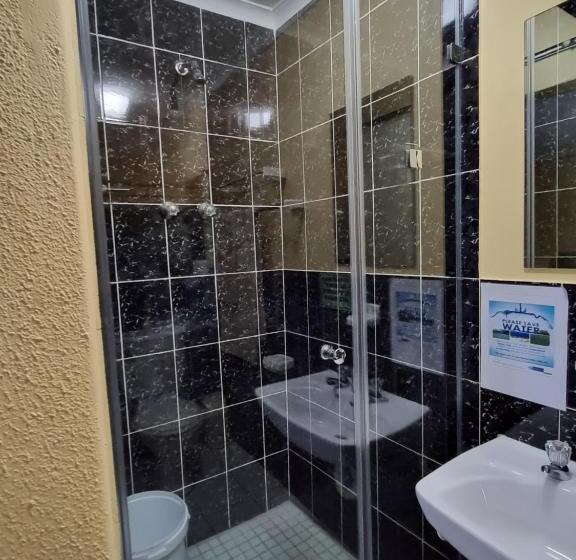 اتاق استاندارد, Old Oak Guest House